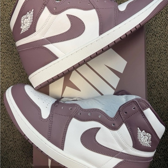 Jordan Other - Jordan 1 Retro High OG - Mauve Sneakers in Mauve and White
